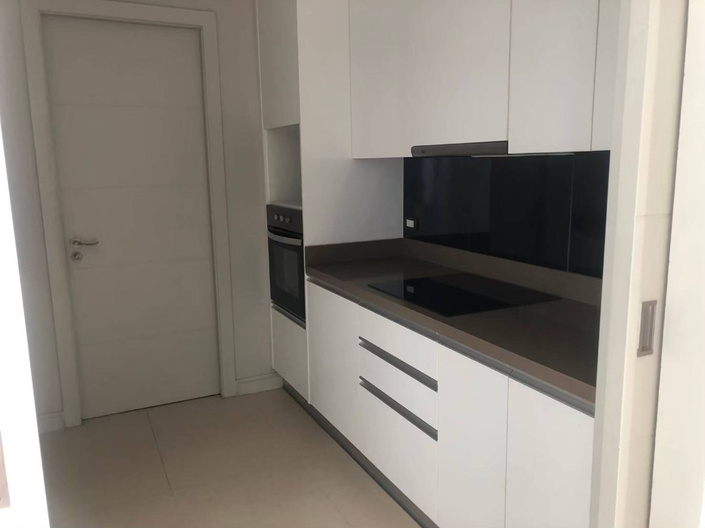 For RentCondoSathorn, Narathiwat : Condo the willows Sathorn for rent