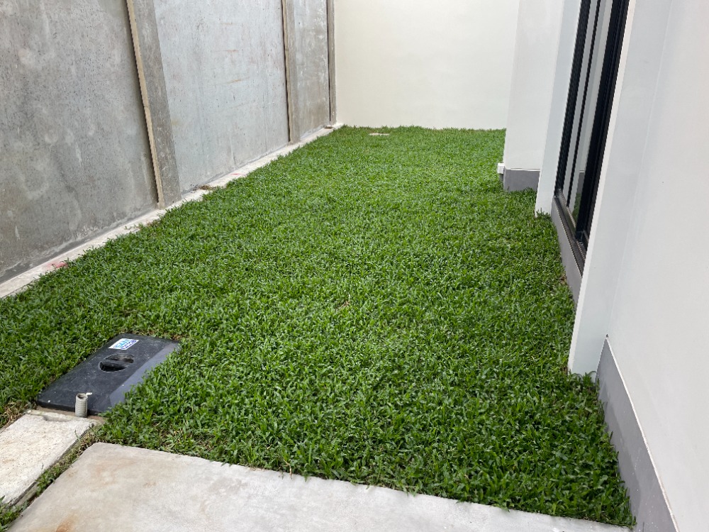 For SaleHousePathum Thani,Rangsit, Thammasat : Luxury 3-storey detached house for sale, Baan Nara Wongwaen-Ramintra, Modern European style, fully furnished. Near the entrance to the Chalong Rat Expressway (Chatuchot checkpoint), Fashion Island and The Promenade, Synphaet Hospital