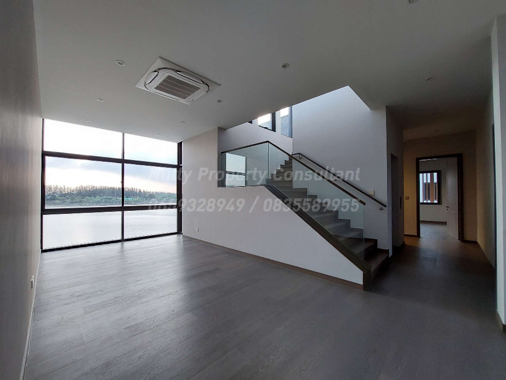 For SaleHouseLadkrabang, Suwannaphum Airport : LAKE LEGEND Bangna-Suvarnabhumi Luxurious lakeside with elevator and private pool