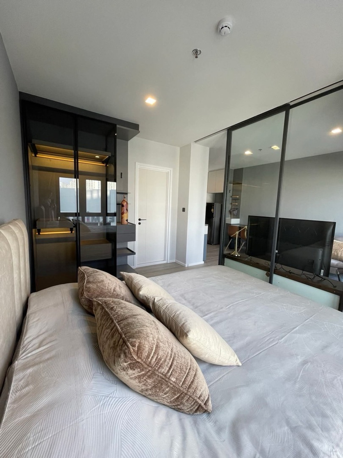 ให้เช่าคอนโดพระราม 3 สาธุประดิษฐ์ : 🔥เช่า ถูก 1ห้องนอน แต่งครบ  เดอะคีย์พระราม3