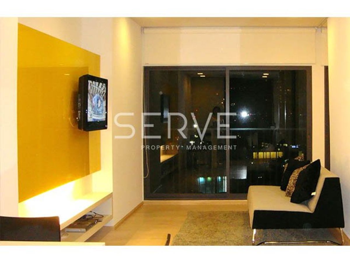 For RentCondoSukhumvit, Asoke, Thonglor : Studio with Bathtub 43.57 sq.m. High Fl. 10+ Perfect Location BTS Thong Lo at Noble Remix Condo / Condo For Rent