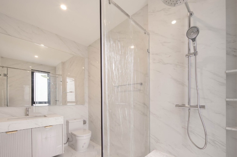 For SaleHousePattanakan, Srinakarin : Luxury House For Sale Cinq Royal Krungthep Kreetha