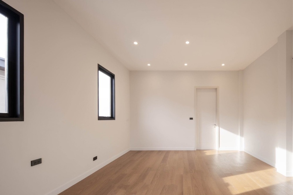 For SaleHousePattanakan, Srinakarin : Luxury House For Sale Cinq Royal Krungthep Kreetha