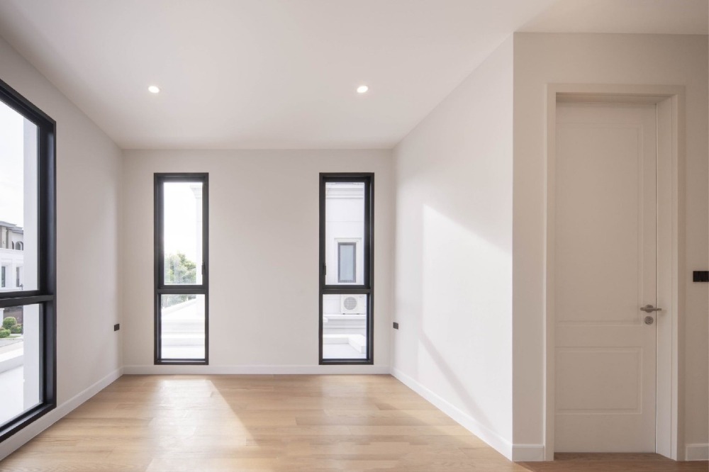 For SaleHousePattanakan, Srinakarin : Luxury House For Sale Cinq Royal Krungthep Kreetha