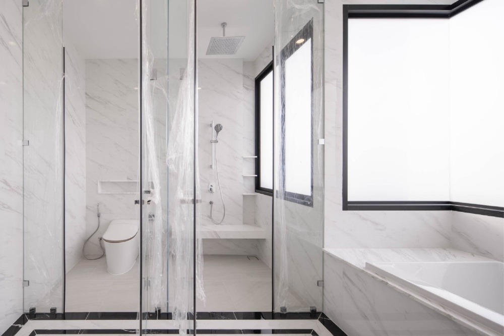 For SaleHousePattanakan, Srinakarin : Luxury House For Sale Cinq Royal Krungthep Kreetha