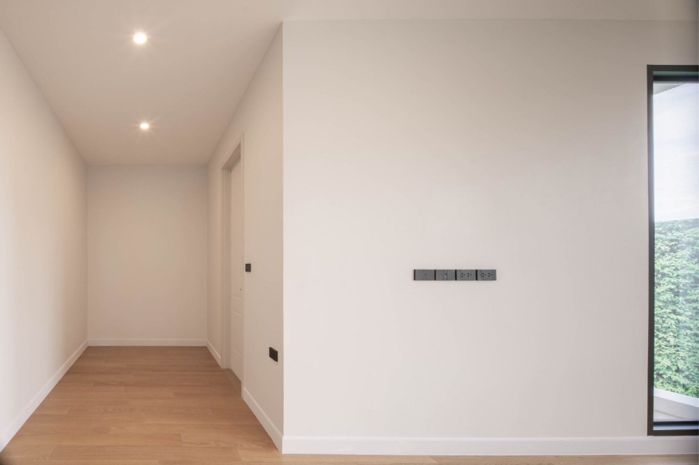 For SaleHousePattanakan, Srinakarin : Luxury House For Sale Cinq Royal Krungthep Kreetha