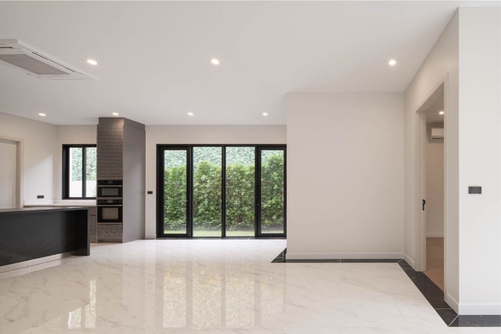 For SaleHousePattanakan, Srinakarin : Luxury House For Sale Cinq Royal Krungthep Kreetha