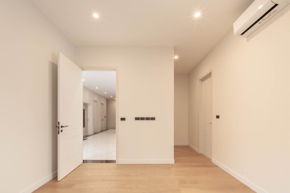 For SaleHousePattanakan, Srinakarin : Luxury House For Sale Cinq Royal Krungthep Kreetha