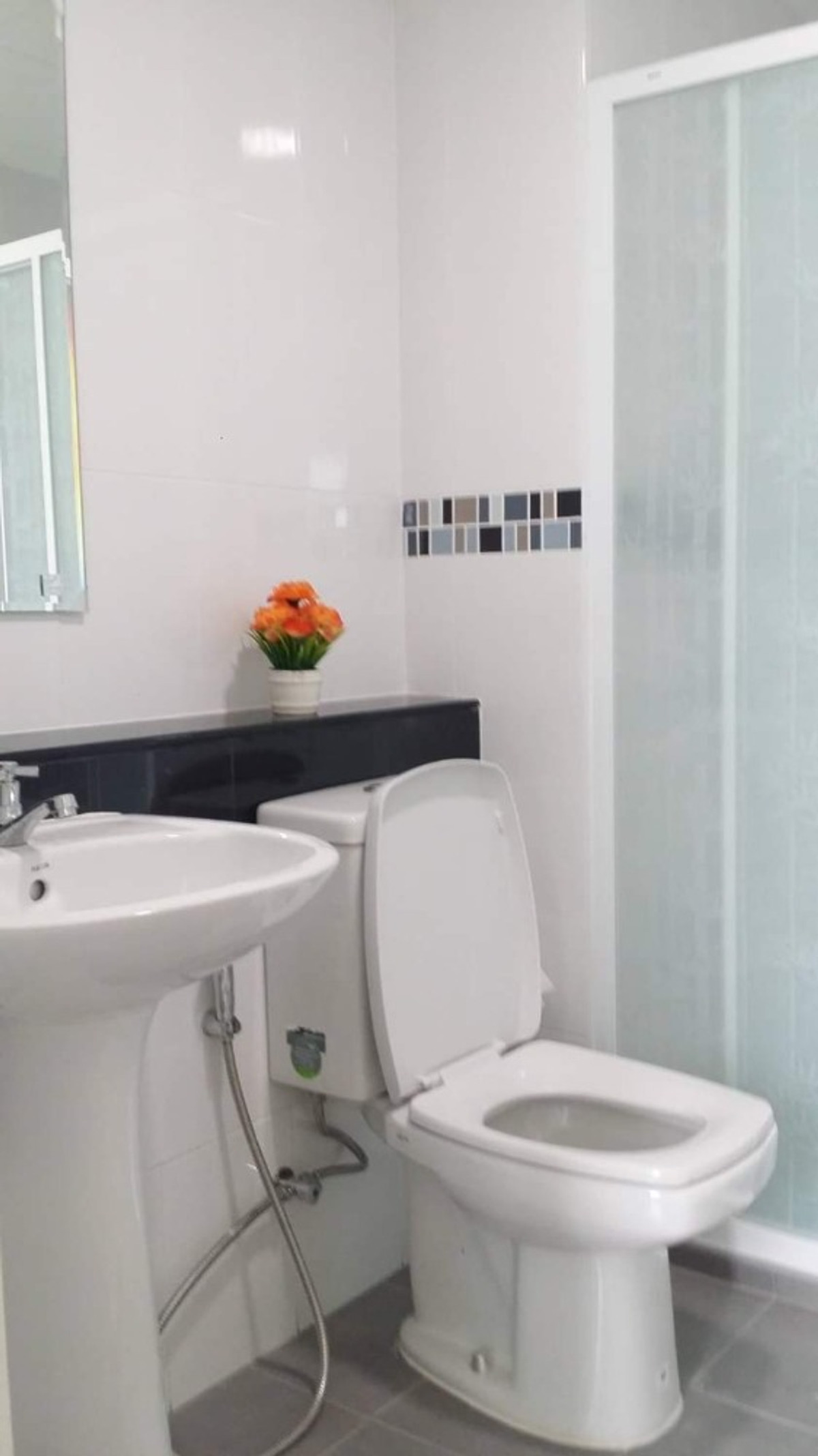 For RentCondoRamkhamhaeng, Hua Mak : ✅ TOP126 ✅ Line : @p2nproperty