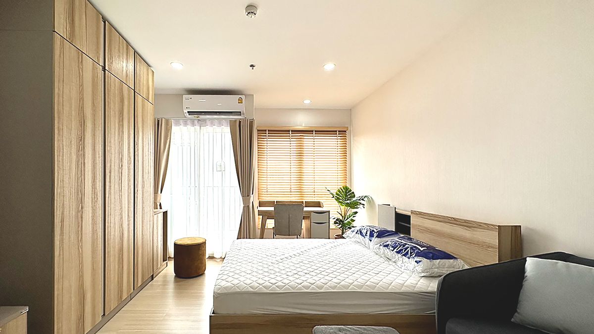 For RentCondoRamkhamhaeng, Hua Mak : For rent: Supalai Veranda, new condo, Building C, 24th floor, size 30 sq m, complete with furniture and appliances