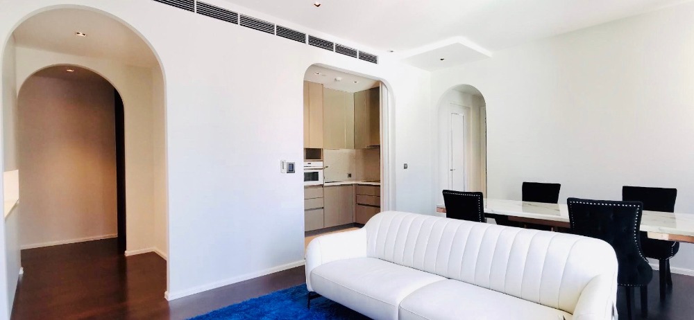 ขายคอนโดสุขุมวิท อโศก ทองหล่อ : For sale Condo The Diplomat 39 (Sale with tenant)