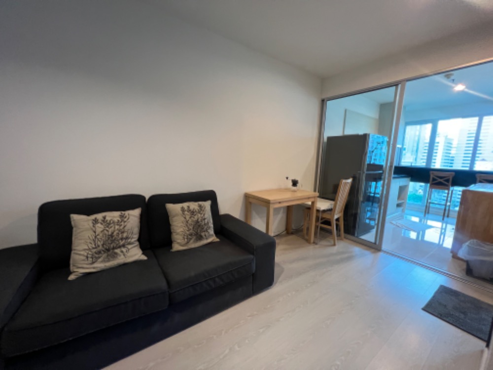For RentCondoSathorn, Narathiwat : for rent Rhythm sathorn narathiwas 1bed super deal ! ❤️🌟