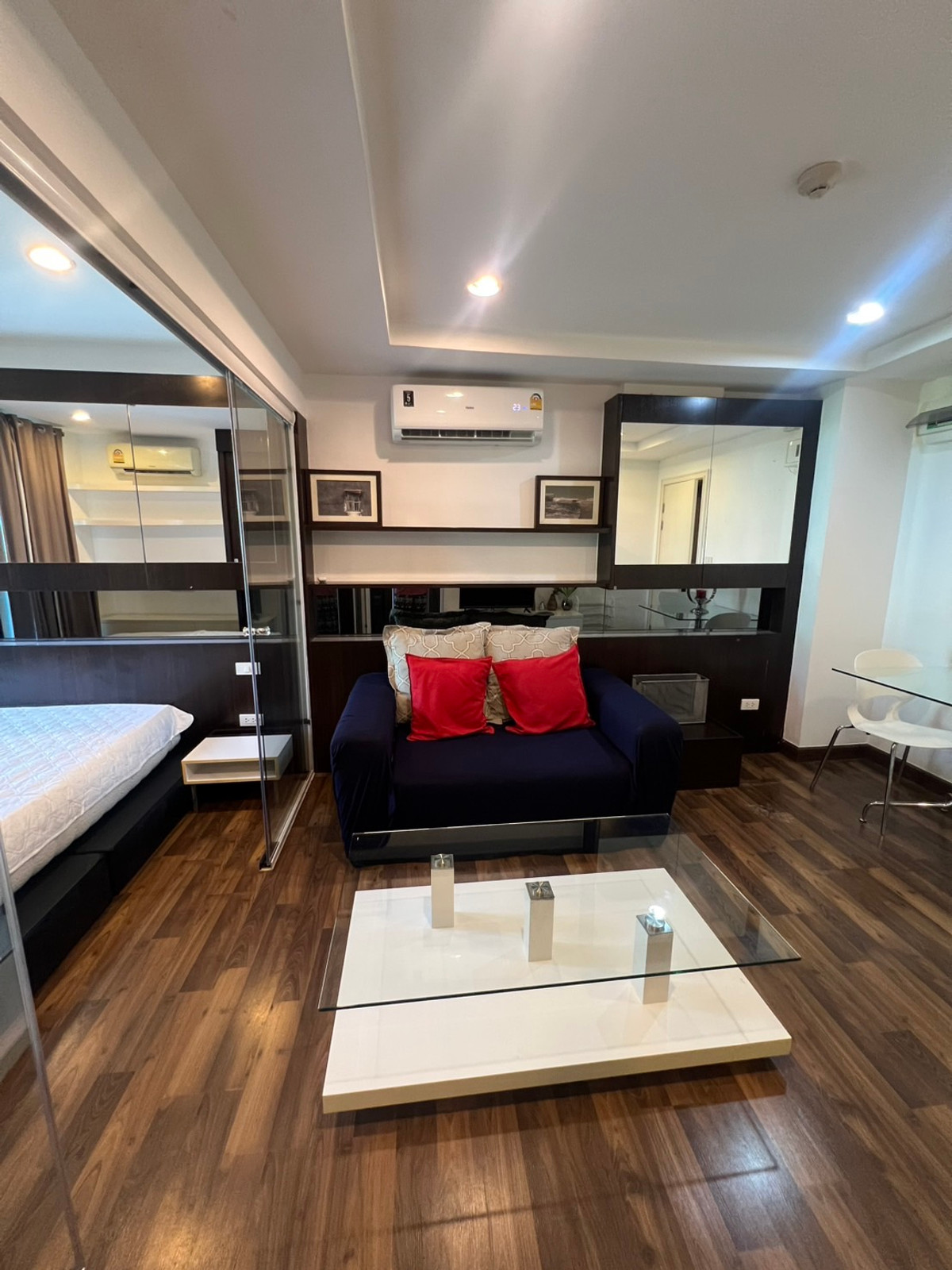 ให้เช่าคอนโดนวมินทร์ รามอินทรา : 📌 ให้เช่าคอนโด Parc Exo ตึก E ชั้น 4 วิวสระ พร้อมอยู่ 10 เมษา / 8,000 บาท