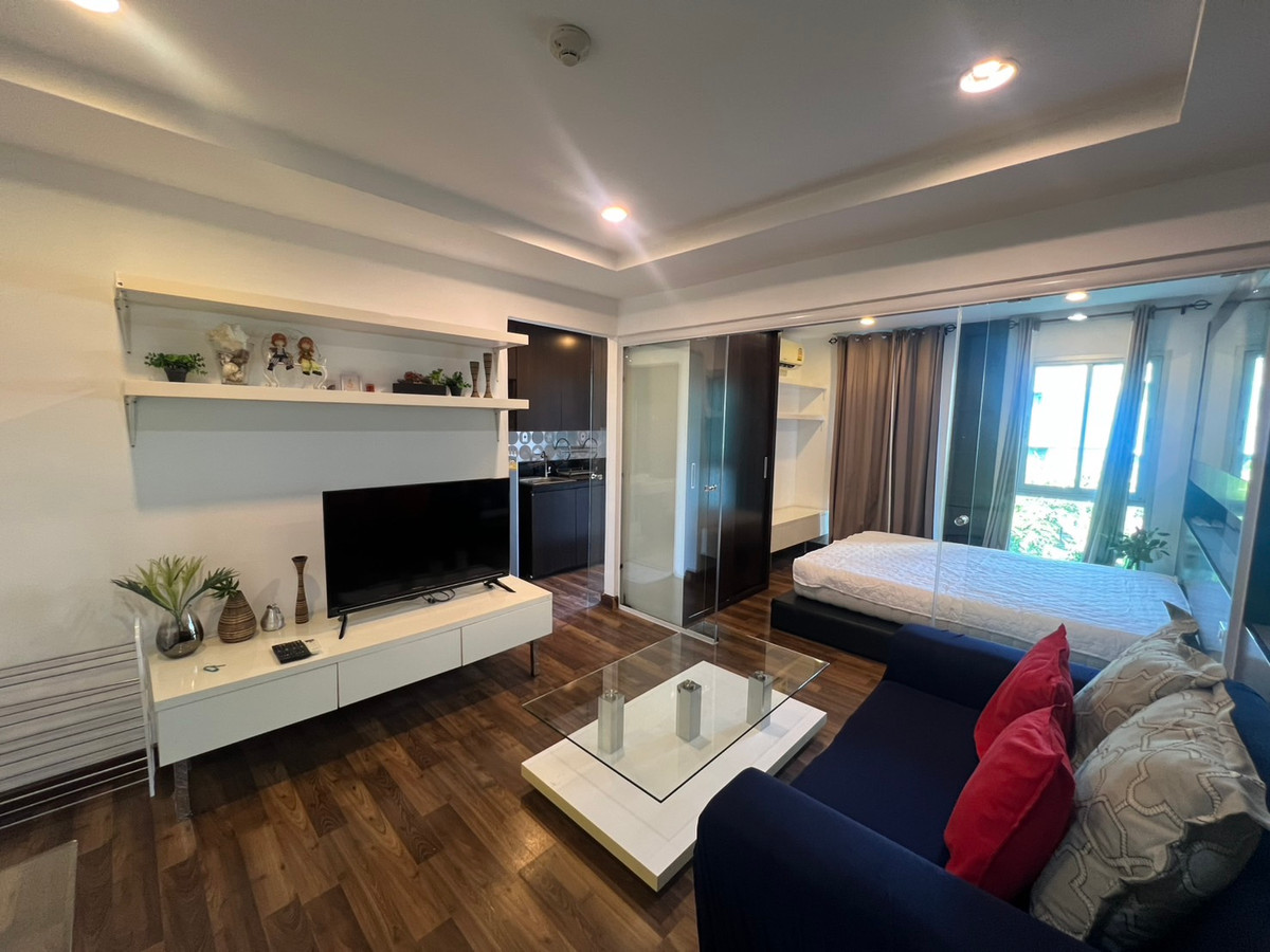 ให้เช่าคอนโดนวมินทร์ รามอินทรา : 📌 ให้เช่าคอนโด Parc Exo ตึก E ชั้น 4 วิวสระ พร้อมอยู่ 10 เมษา / 8,000 บาท