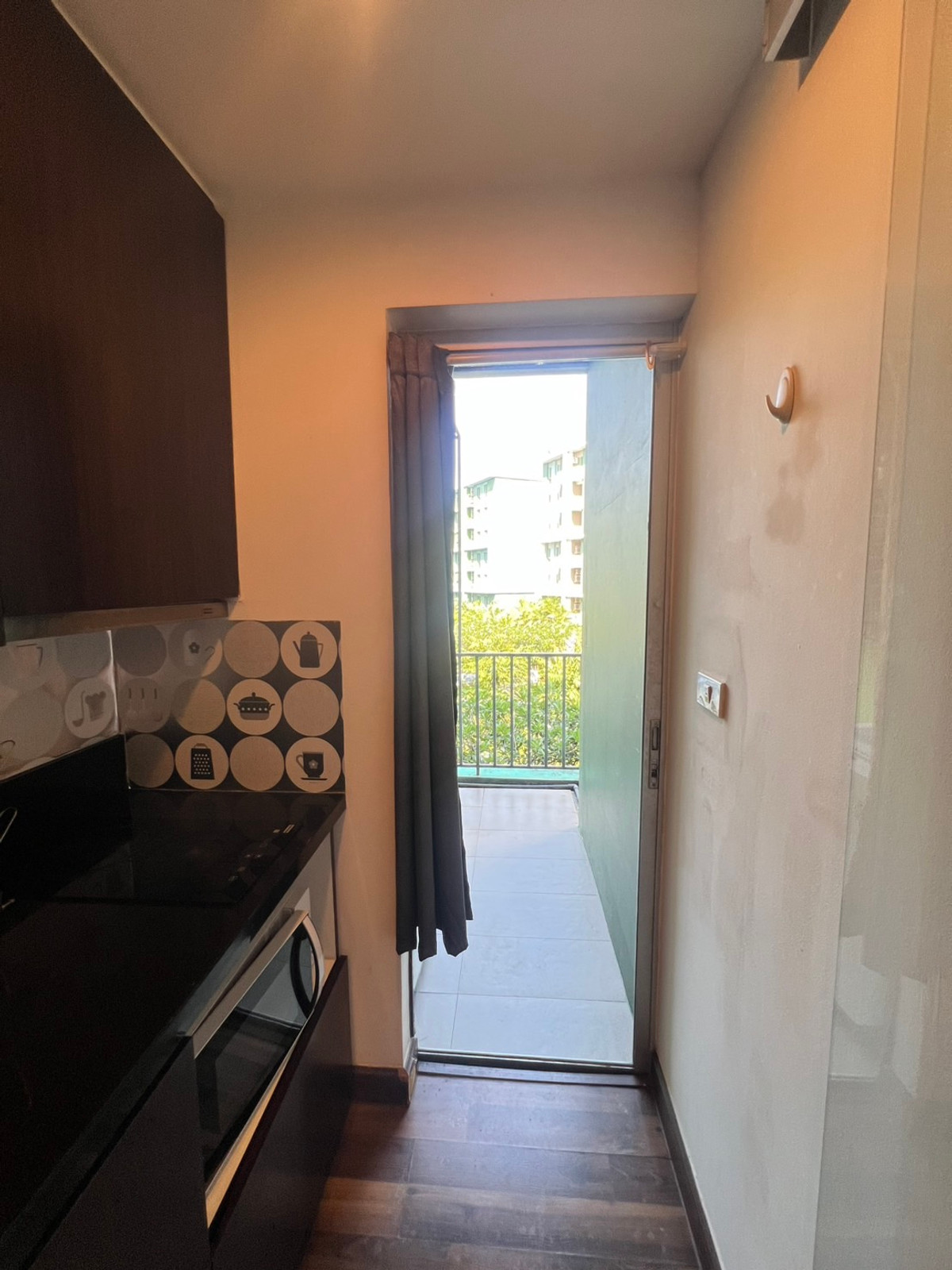 ให้เช่าคอนโดนวมินทร์ รามอินทรา : 📌 ให้เช่าคอนโด Parc Exo ตึก E ชั้น 4 วิวสระ พร้อมอยู่ 10 เมษา / 8,000 บาท