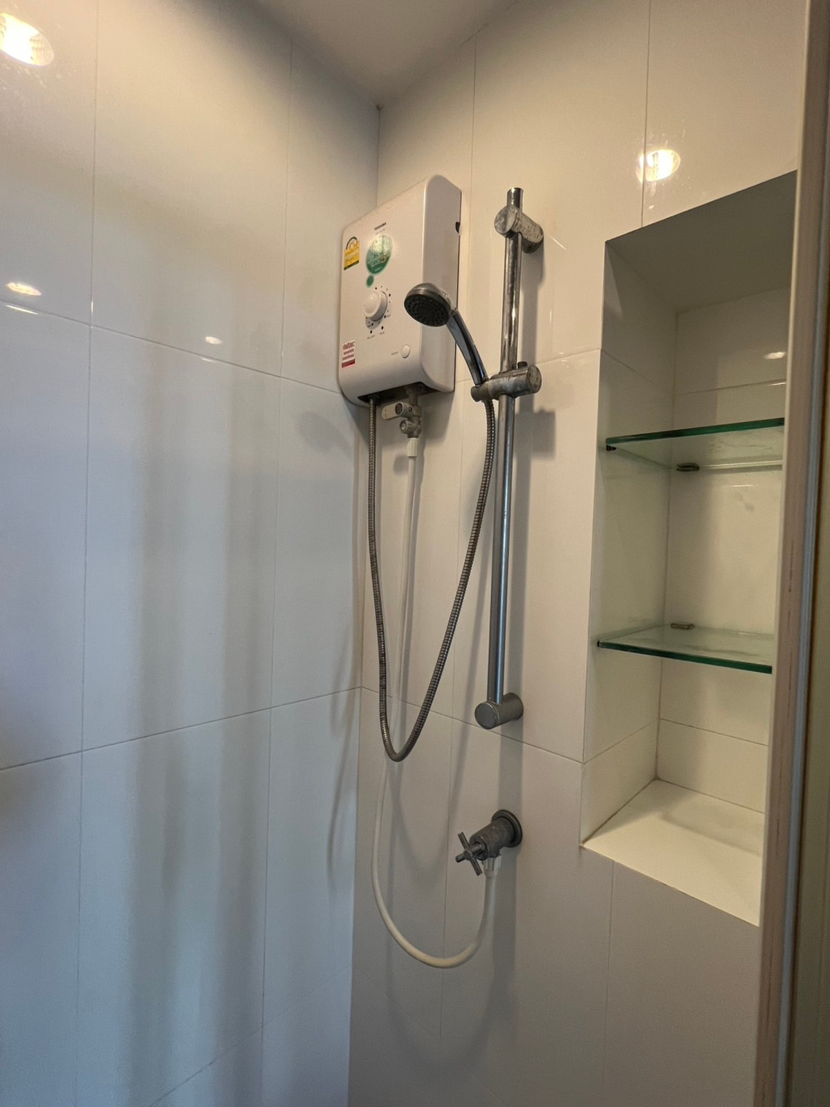 ให้เช่าคอนโดนวมินทร์ รามอินทรา : 📌 ให้เช่าคอนโด Parc Exo ตึก E ชั้น 4 วิวสระ พร้อมอยู่ 10 เมษา / 8,000 บาท