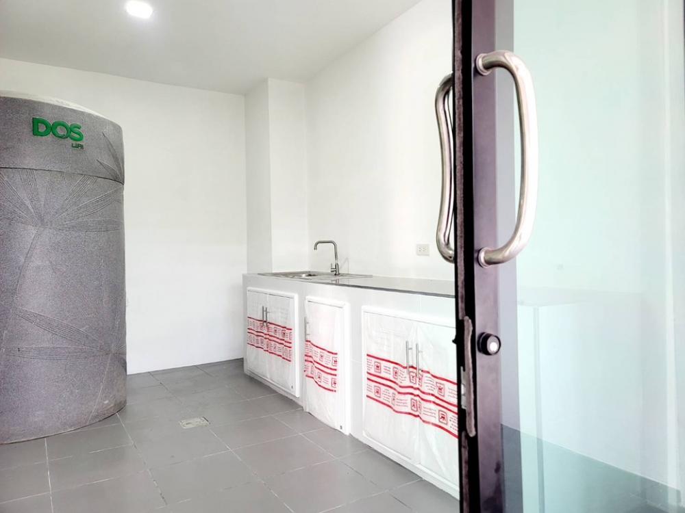 ให้เช่าโฮมออฟฟิศพระราม 2 บางขุนเทียน : 📣ให้เช่าอาคารพาณิชย์ 3 ชั้นครึ่ง โครงการ The Blisz@ Twenty Five ดาวคะนอง - พระราม 2 🏘️ ถ.พระราม2 ซอย23 ✅ สภาพดี เหมาะทำออฟฟิศหรือพักอาศัย ราคาเพียง 32,000/เดือน📌