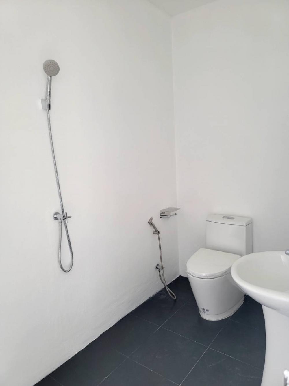 ให้เช่าโฮมออฟฟิศพระราม 2 บางขุนเทียน : 📣ให้เช่าอาคารพาณิชย์ 3 ชั้นครึ่ง โครงการ The Blisz@ Twenty Five ดาวคะนอง - พระราม 2 🏘️ ถ.พระราม2 ซอย23 ✅ สภาพดี เหมาะทำออฟฟิศหรือพักอาศัย ราคาเพียง 32,000/เดือน📌