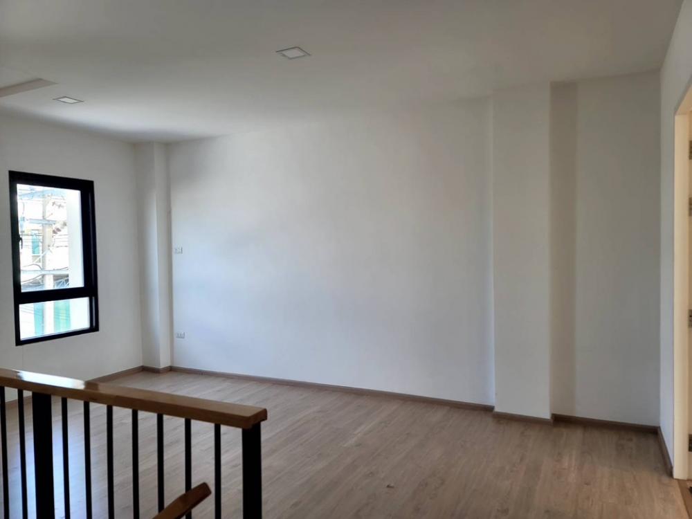 ให้เช่าโฮมออฟฟิศพระราม 2 บางขุนเทียน : 📣ให้เช่าอาคารพาณิชย์ 3 ชั้นครึ่ง โครงการ The Blisz@ Twenty Five ดาวคะนอง - พระราม 2 🏘️ ถ.พระราม2 ซอย23 ✅ สภาพดี เหมาะทำออฟฟิศหรือพักอาศัย ราคาเพียง 32,000/เดือน📌