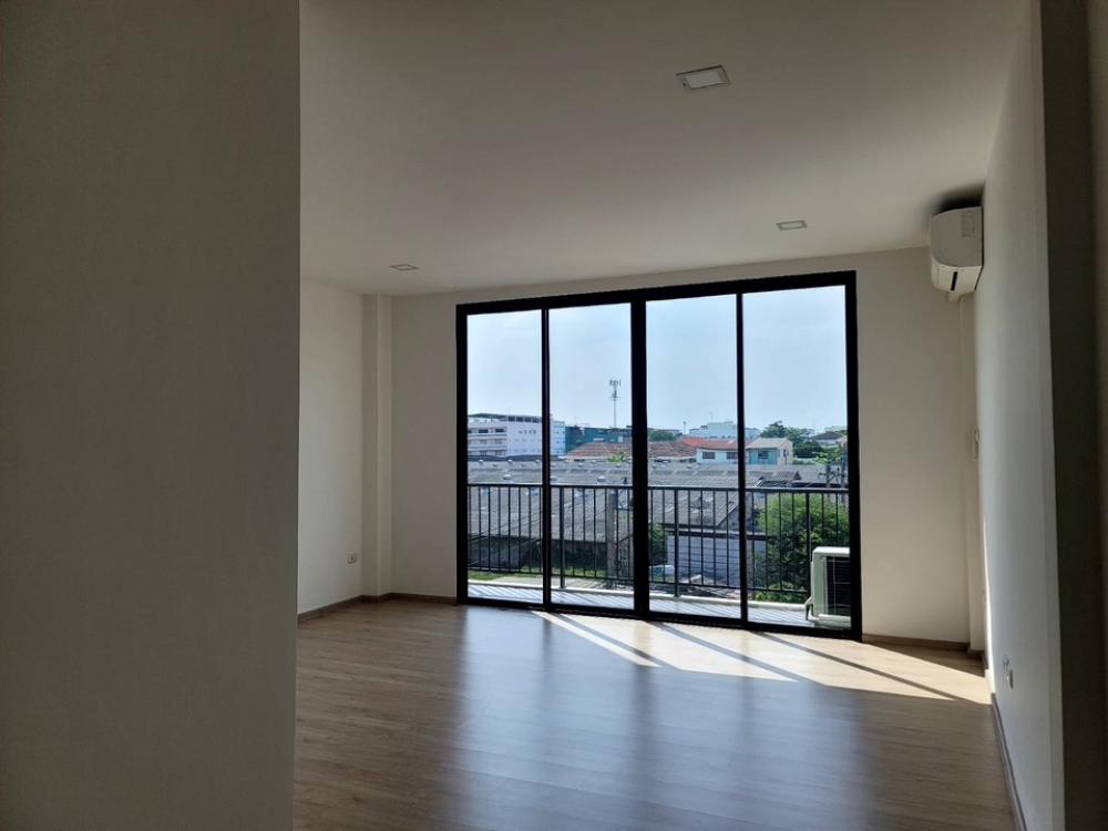 ให้เช่าโฮมออฟฟิศพระราม 2 บางขุนเทียน : 📣ให้เช่าอาคารพาณิชย์ 3 ชั้นครึ่ง โครงการ The Blisz@ Twenty Five ดาวคะนอง - พระราม 2 🏘️ ถ.พระราม2 ซอย23 ✅ สภาพดี เหมาะทำออฟฟิศหรือพักอาศัย ราคาเพียง 32,000/เดือน📌