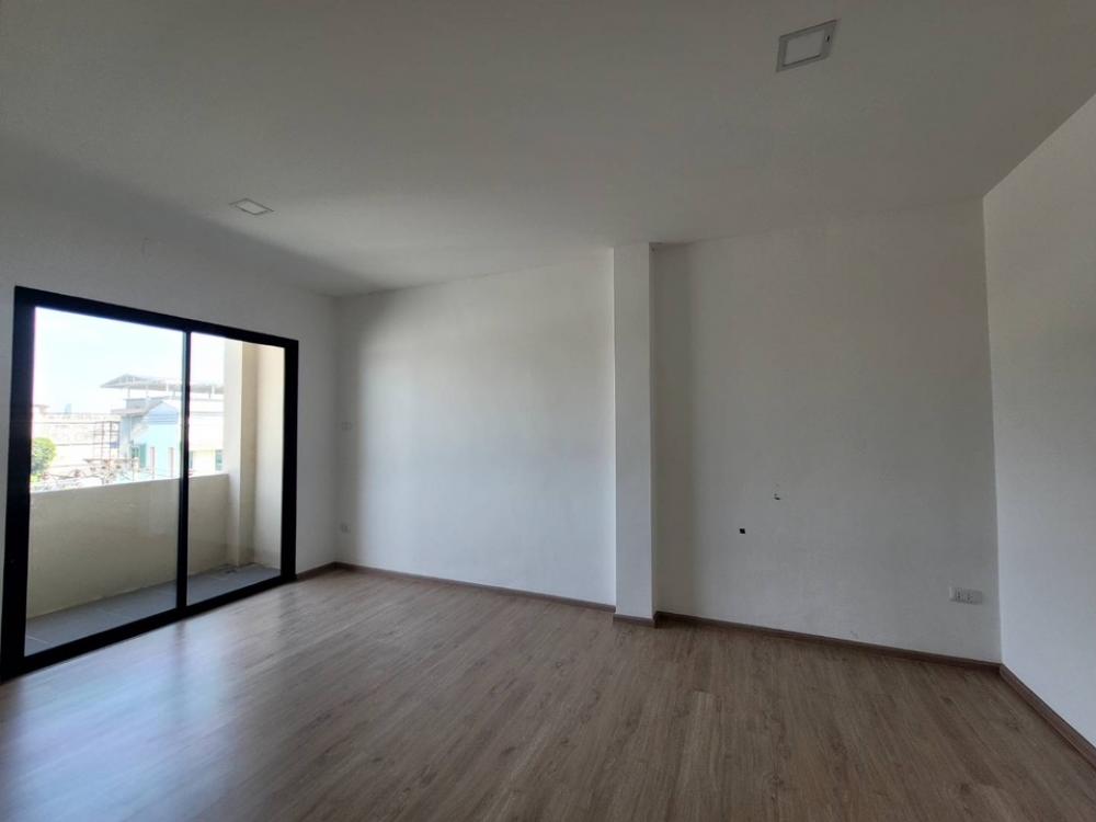 ให้เช่าโฮมออฟฟิศพระราม 2 บางขุนเทียน : 📣ให้เช่าอาคารพาณิชย์ 3 ชั้นครึ่ง โครงการ The Blisz@ Twenty Five ดาวคะนอง - พระราม 2 🏘️ ถ.พระราม2 ซอย23 ✅ สภาพดี เหมาะทำออฟฟิศหรือพักอาศัย ราคาเพียง 32,000/เดือน📌