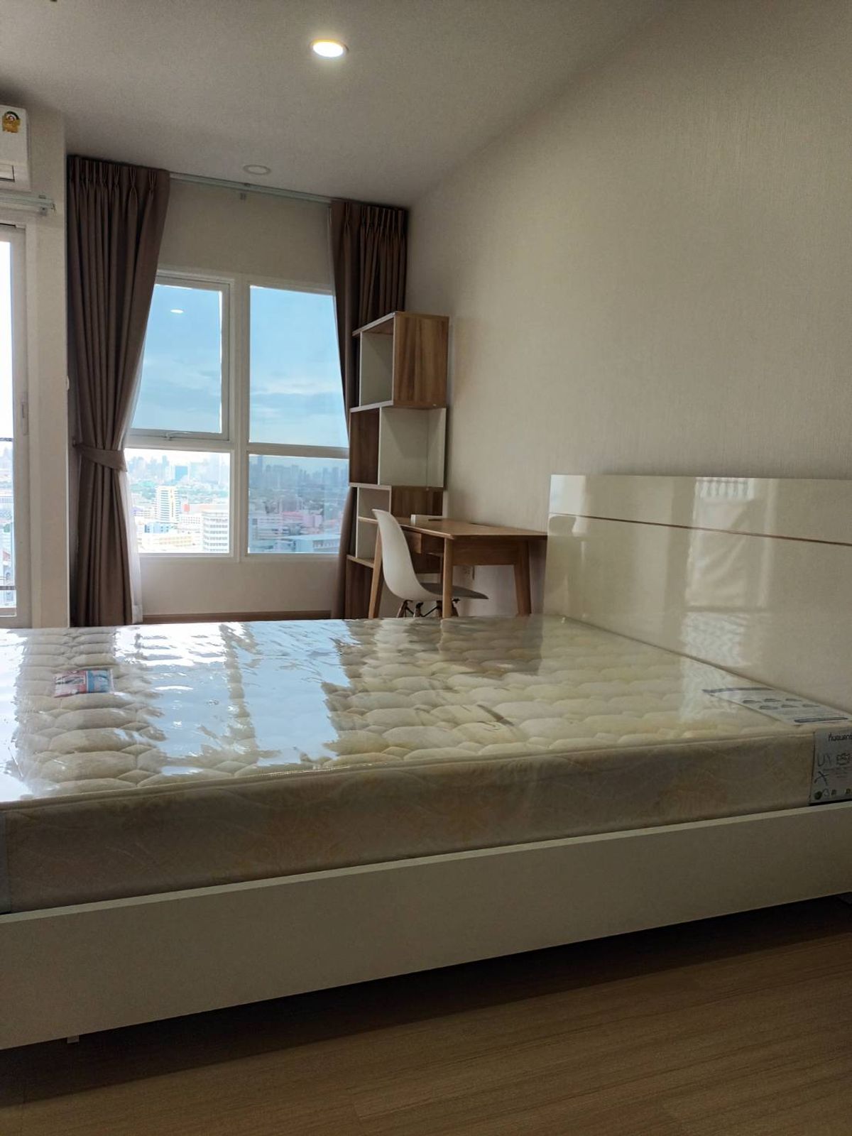 For RentCondoRamkhamhaeng, Hua Mak : 💥 Rent Supalai Werenda Ramkhamhaeng, 28 sqm. Price 11,000 baht.