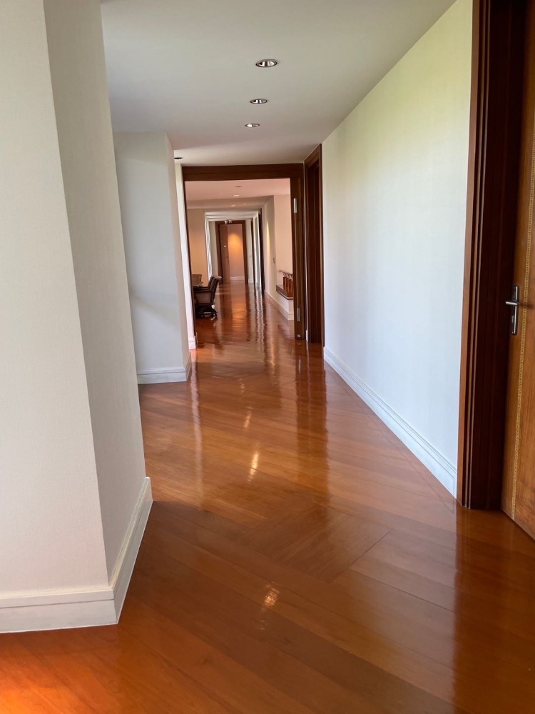 For RentHousePattanakan, Srinakarin : Luxury 7bedroom house for rent