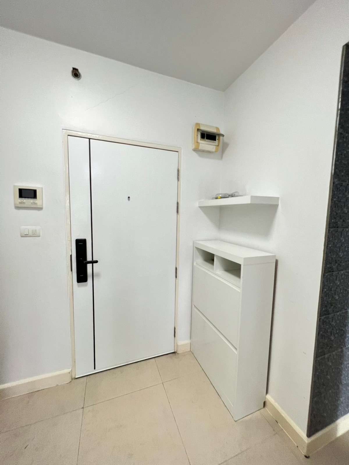 ให้เช่าคอนโดพระราม 9 เพชรบุรีตัดใหม่ RCA : 🏢 ให้เช่าคอนโด เอ สเปซ อโศก-รัชดา ตึก Y ชั้น 3 พร้อมอยู่ 15 เมษา / 11,000 บาท