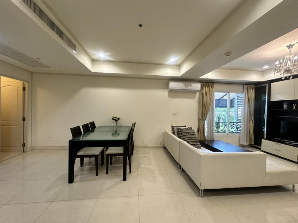 For RentCondoSukhumvit, Asoke, Thonglor : Special price, rooms available from November 10, 2024 onwards, 2 bedrooms, fully furnished, tree view in the project