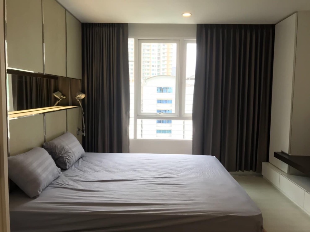 ให้เช่าคอนโดวงเวียนใหญ่ เจริญนคร : For rent The Bangkok Sathorn - Taksin 1 bedroom pool view