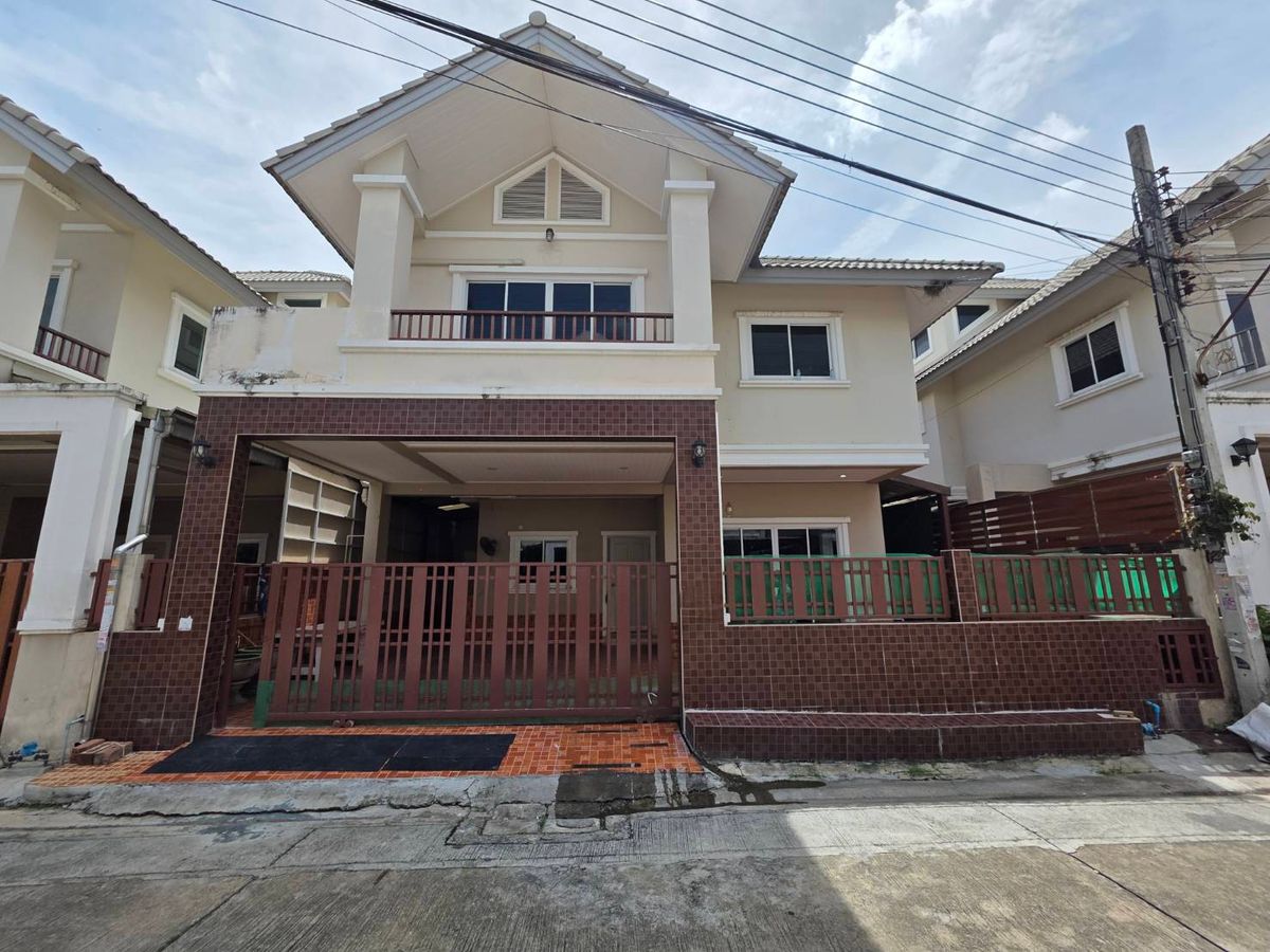 ให้เช่าบ้านปิ่นเกล้า จรัญสนิทวงศ์ : ให้เช่าบ้านเดี่ยว หมู่บ้านอิ่มอัมพร 2 ใกล้ MRT บางหว้า เพียง 8 นาที