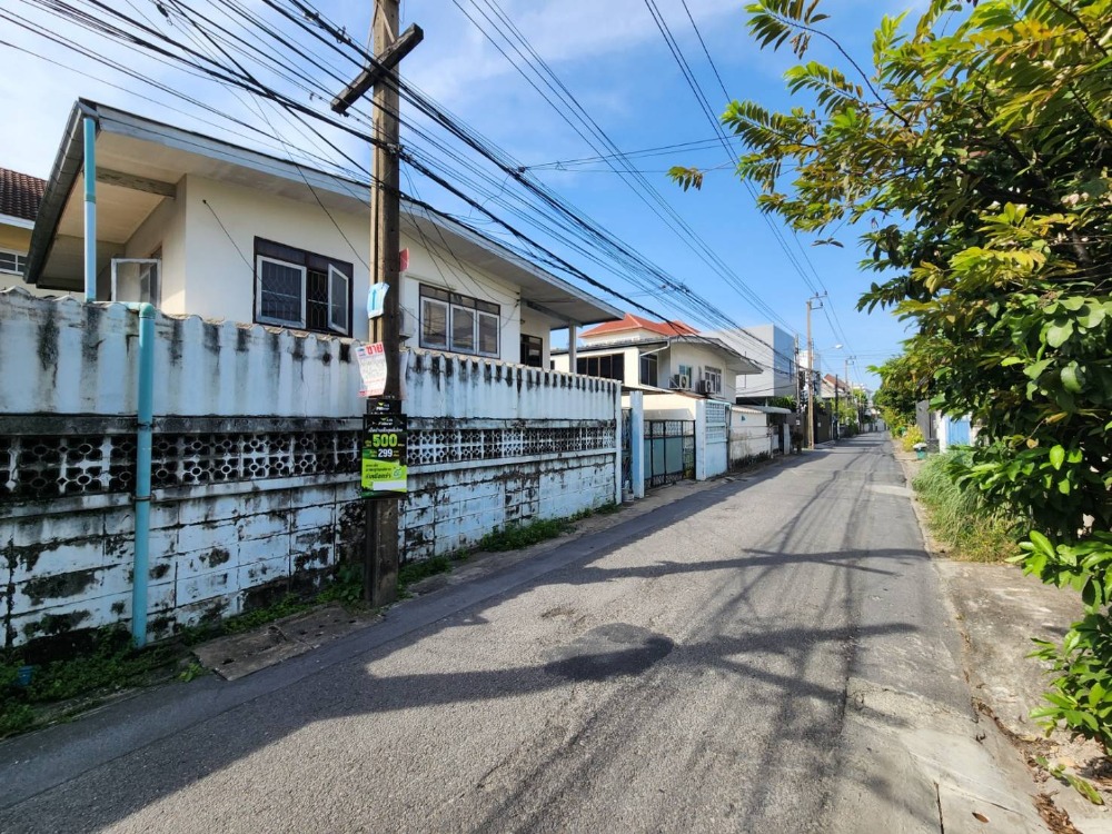 ขายบ้านรัชดา ห้วยขวาง : ขายบ้านเดี่ยว 2 (หลังติด - หลังมุม) โซนรัชดา - ลาดพร้าว ใกล้ MRT สุทธิสาร เพียง 3 นาที