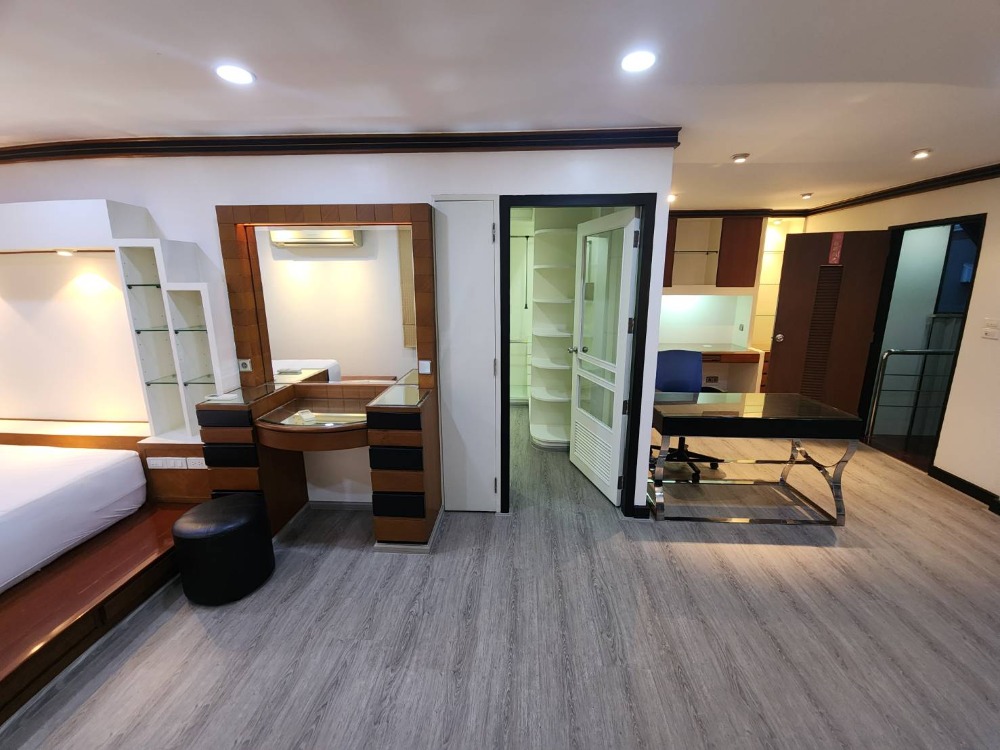 For RentTownhomeSukhumvit, Asoke, Thonglor : Townhome for rent Pridi Banomyong 26 Sukhumvit 71