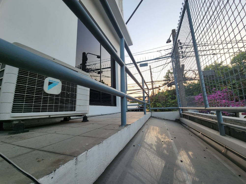 For RentTownhomeSukhumvit, Asoke, Thonglor : Townhome for rent Pridi Banomyong 26 Sukhumvit 71