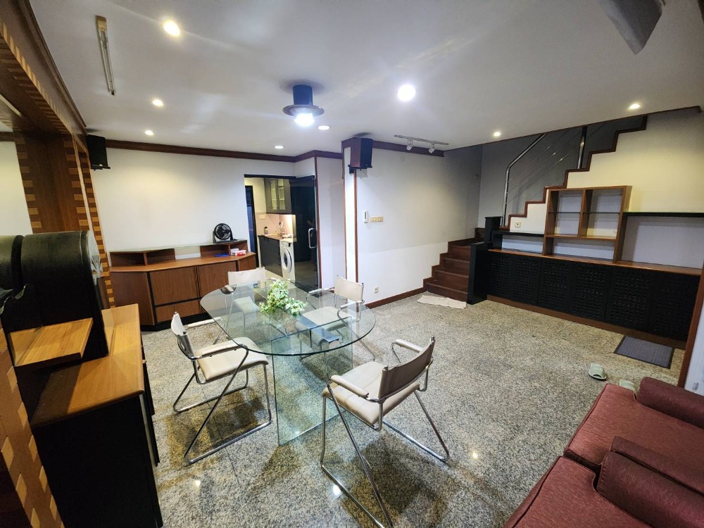 For RentTownhomeSukhumvit, Asoke, Thonglor : Townhome for rent Pridi Banomyong 26 Sukhumvit 71