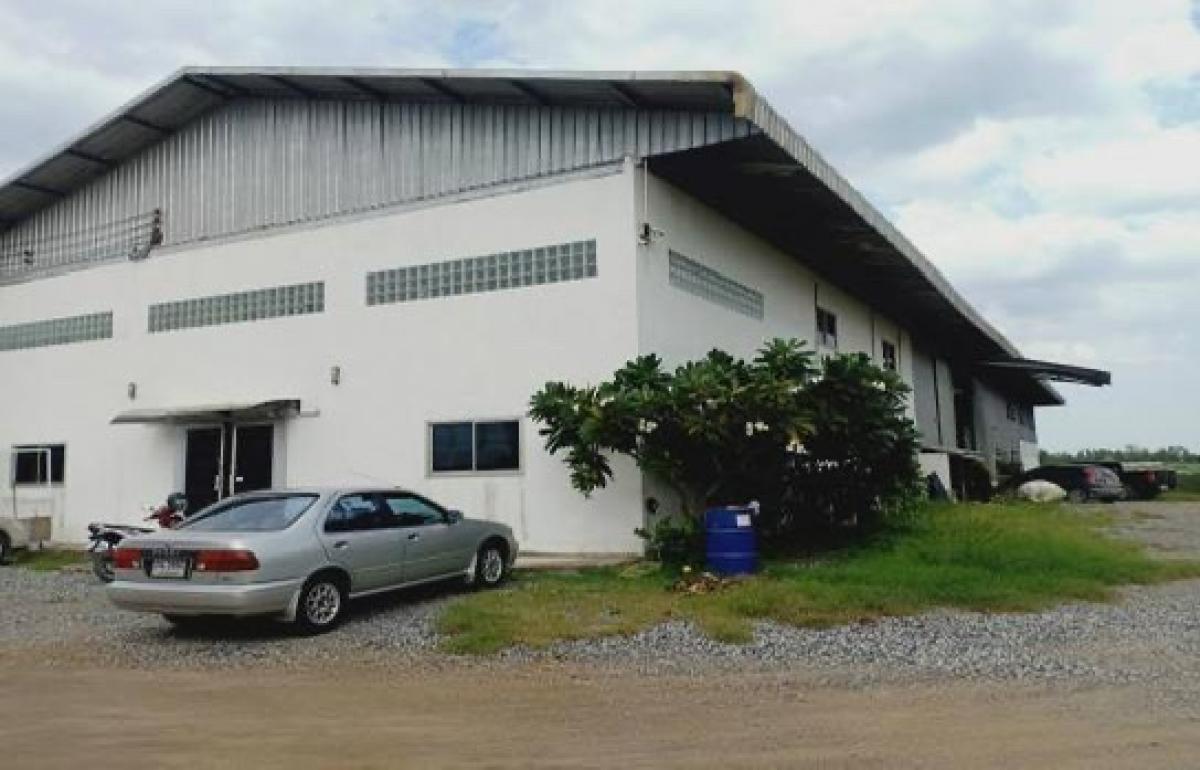 For SaleFactoryChachoengsao : Selling furniture factory business, Suwinthawong Road, Klong Udom Chonchon Subdistrict, Mueang District, Chachoengsao Province
