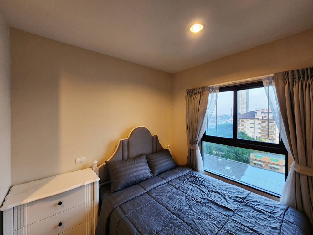 For RentCondoNonthaburi, Bang Yai, Bangbuathong : **The room is empty. Front-loading washing machine ** For rent, Plum Central Phase 2 !!Real picture of the room, real sound, kind owner!! East view SN490.37