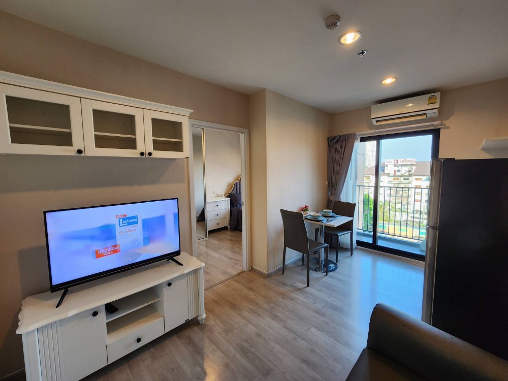 For RentCondoNonthaburi, Bang Yai, Bangbuathong : **The room is empty. Front-loading washing machine ** For rent, Plum Central Phase 2 !!Real picture of the room, real sound, kind owner!! East view SN490.37