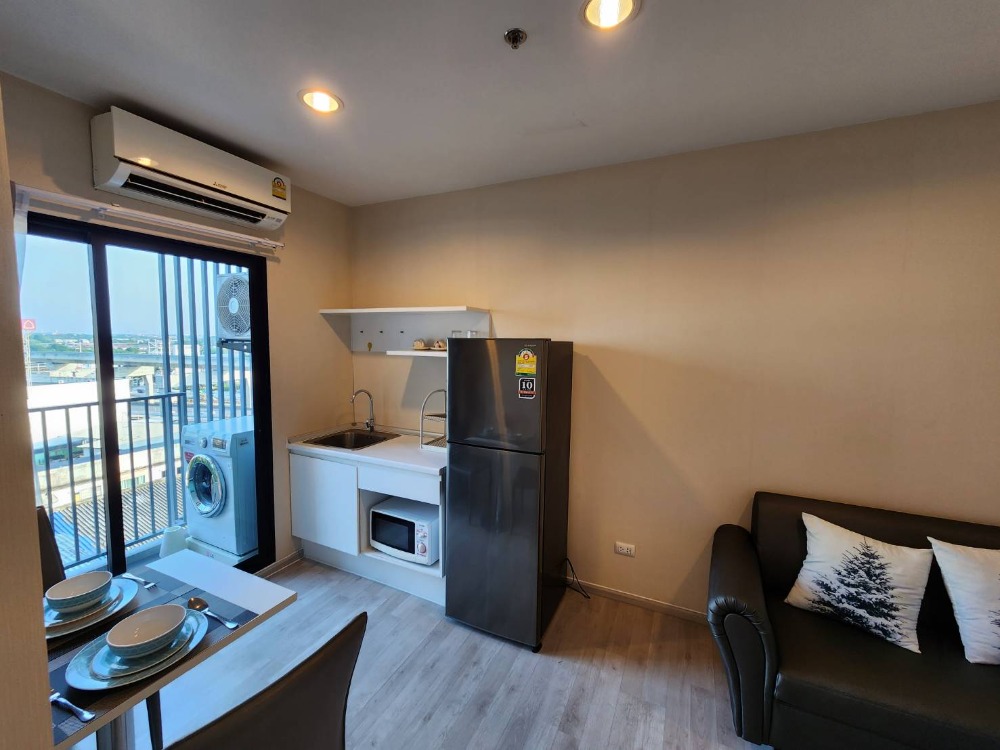 For RentCondoNonthaburi, Bang Yai, Bangbuathong : **The room is empty. Front-loading washing machine ** For rent, Plum Central Phase 2 !!Real picture of the room, real sound, kind owner!! East view SN490.37