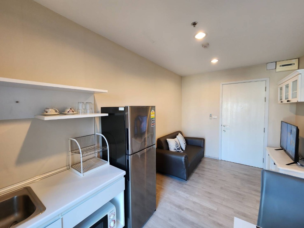 For RentCondoNonthaburi, Bang Yai, Bangbuathong : **The room is empty. Front-loading washing machine ** For rent, Plum Central Phase 2 !!Real picture of the room, real sound, kind owner!! East view SN490.37