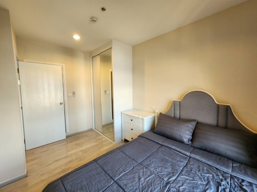 For RentCondoNonthaburi, Bang Yai, Bangbuathong : **The room is empty. Front-loading washing machine ** For rent, Plum Central Phase 2 !!Real picture of the room, real sound, kind owner!! East view SN490.37