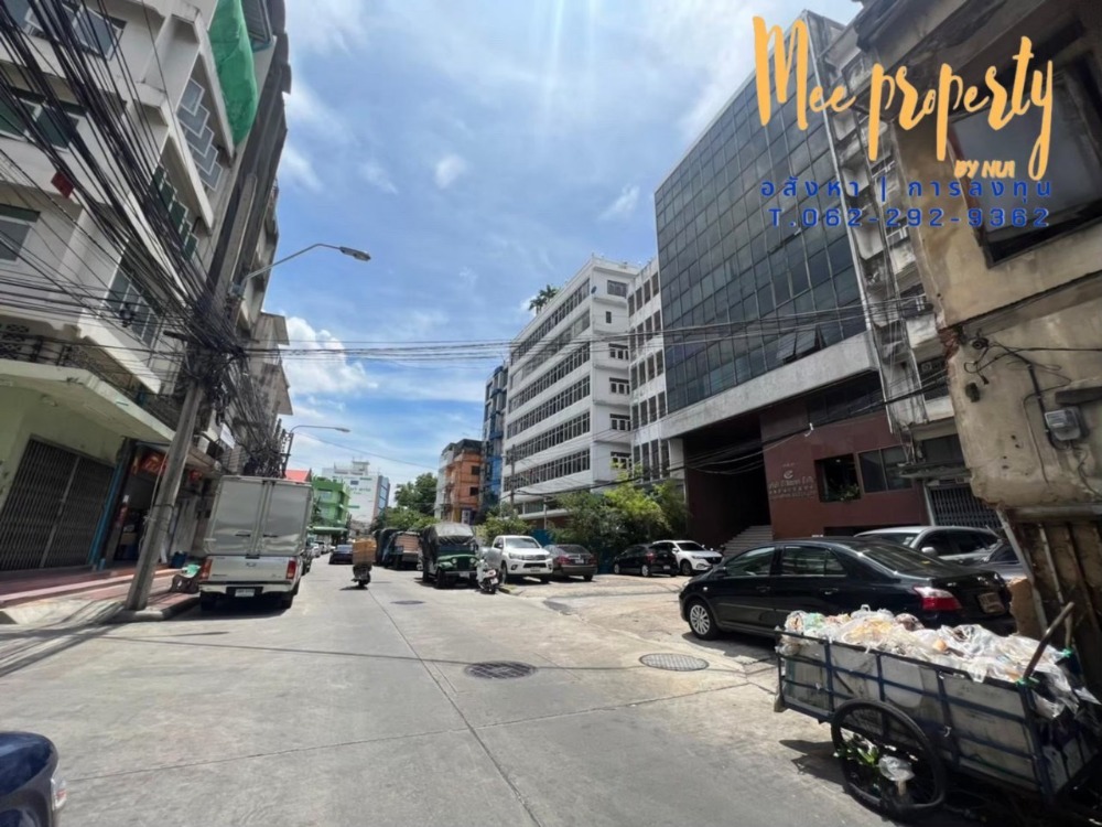 ขายอาคารพาณิชย์เยาวราช บางลำพู : ขายถูกตึก 2 คูหา แปลงมุม 350 เมตรถึงท่าเรือราวงศ์ พท . 54 ตร.ว. 9.00 x 24.00 ด้านหน้า 4 ชั้น รวมดาดฟ้า ด้านหลัง 7 ชั้น รวมดาดฟ้า บนถนน ทรงวาด แหล่งธุรกิจ ทำเลดี เหมาะค้าขาย ME-060