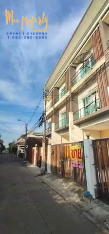 ขายทาวน์โฮมลาดพร้าว101 แฮปปี้แลนด์ : ทาวน์​โฮม​ 3 ชั้น / ลาดพร้าว , รามคำแหง ขายพร้อมผู้เช่า พท.16.4 ตร.ว. 120 ตร.ม. 3 นอน 3 น้ำ ME-030