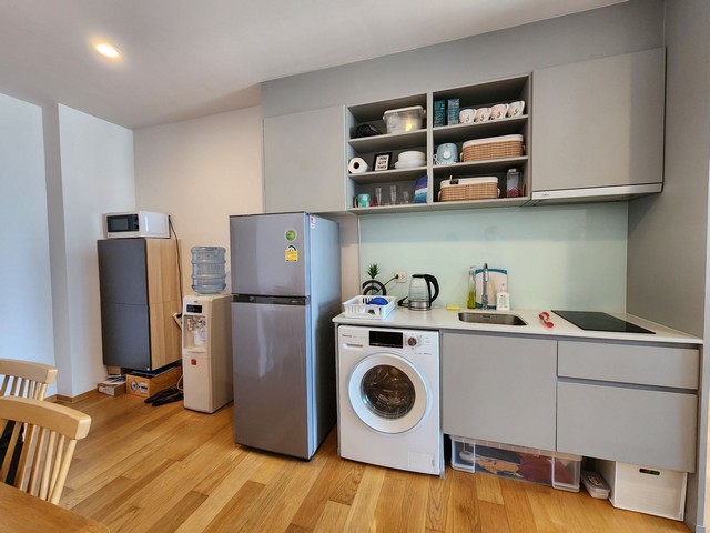 For SaleCondoSathorn, Narathiwat : Condo for sale, Noble Revo Silom, size 55.4 sq m, 21st floor, river view, near BTS Surasak.