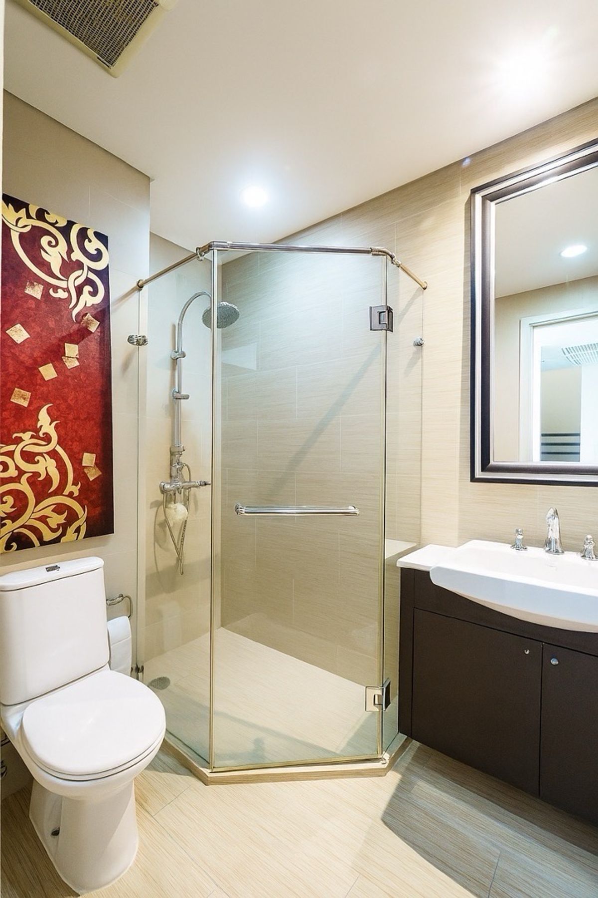 For SaleCondoWongwianyai, Charoennakor : 📢👇Sell woth tenant til July 26
Rare find! Newly renovated triplex penthouse by the river, a private rooftop and spacious balcony. Prime location near ICONSIAM,  opposite Asiatique.