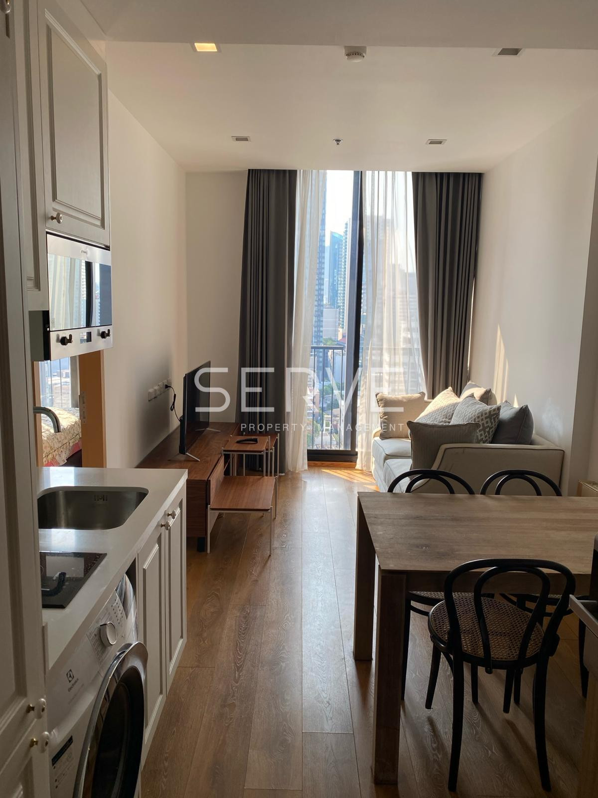 For RentCondoSukhumvit, Asoke, Thonglor : 🔥25K🔥- 1 Bed with Bathtub & Washlet Unit on High Fl. 15+ Close to BTS Phrom Phong 500 m. at Noble BE33 Condo / For Rent