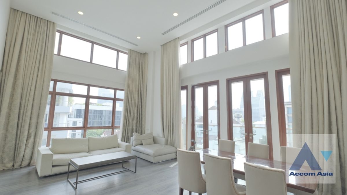 For RentCondoWitthayu, Chidlom, Langsuan, Ploenchit : 🔼 AccomA🔽 Penthouse 3 Bedrooms Condominium for Rent in Ploenchit, Bangkok near BTS Ploenchit at The Crest Ruamrudee (AA37000)