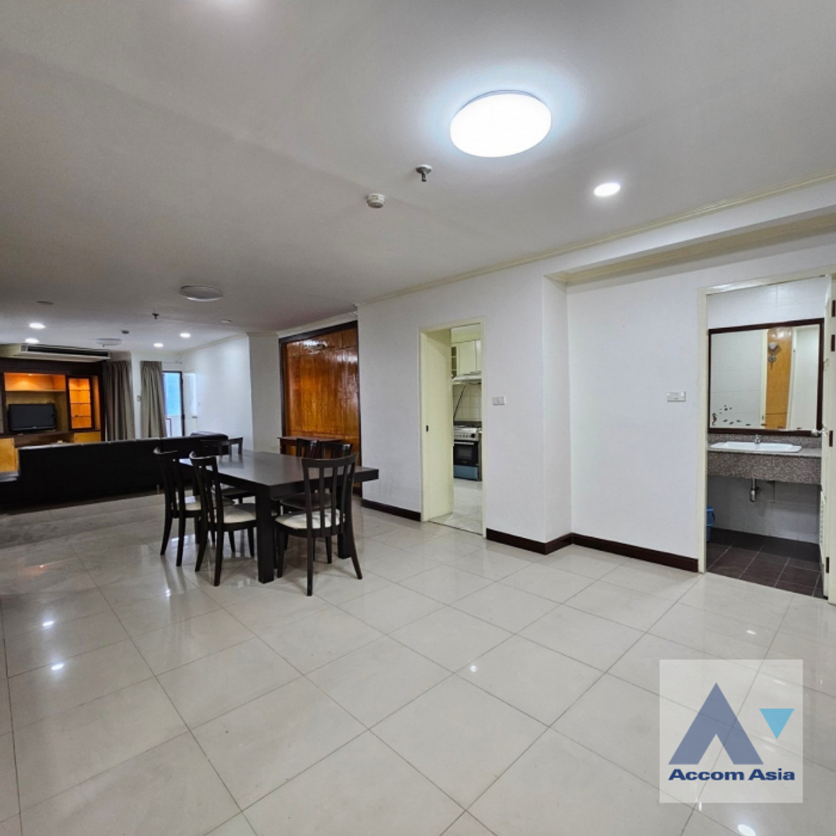 For RentCondoSukhumvit, Asoke, Thonglor : 🔼AccomA 🔽 Pet friendly 3 Bedrooms Condominium for Rent in Sukhumvit, Bangkok near BTS Thong Lo at Fifty Fifth Tower (25115)