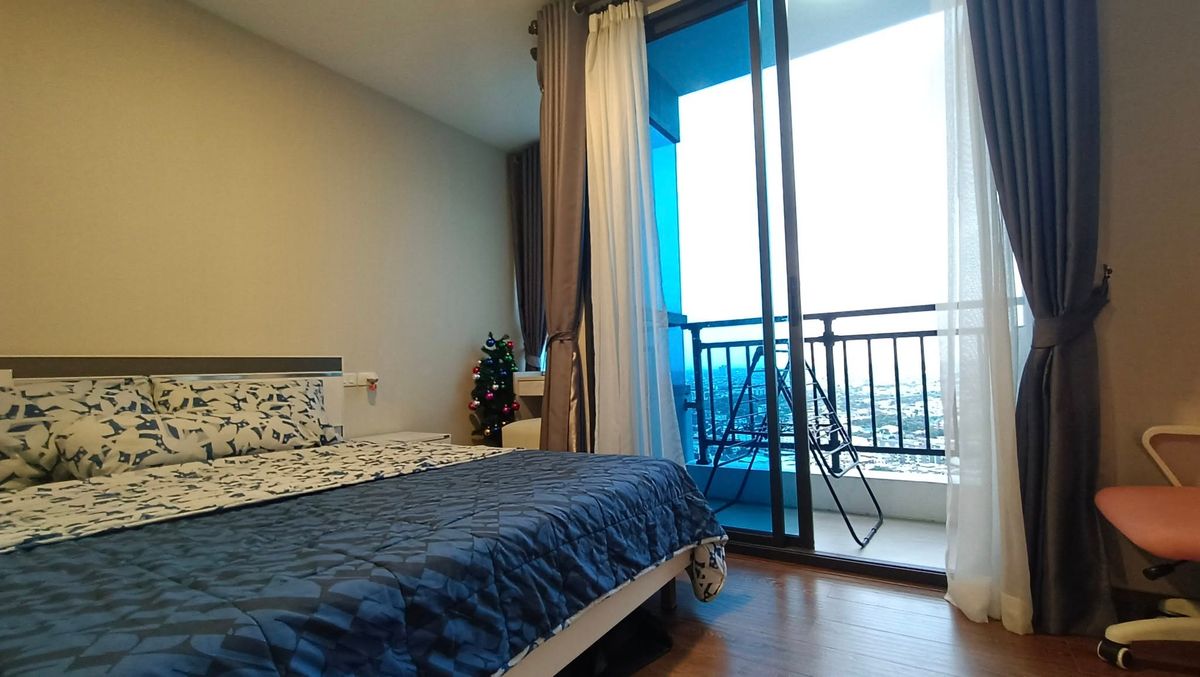 For RentCondoRatchadapisek, Huaikwang, Suttisan : Artisan Ratchada Condo for rent near MRT Huai Khwang  MRT Rama 9 Bangkok