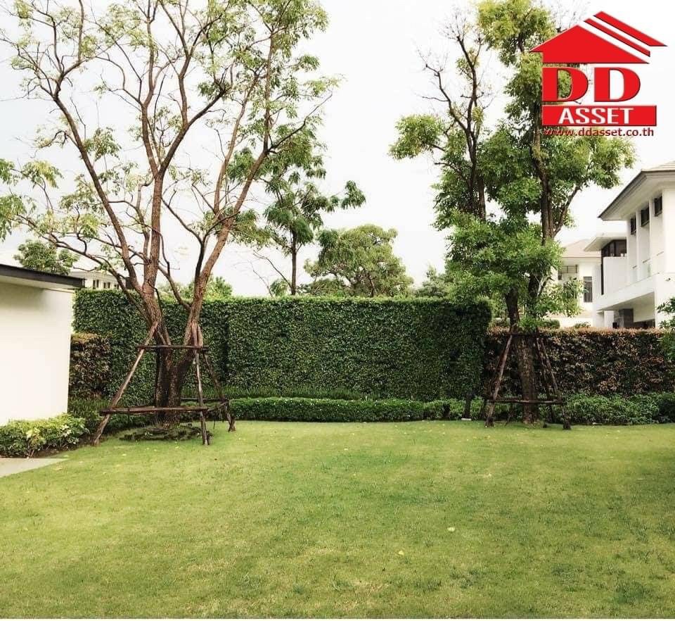 For SaleHouseRattanathibet, Sanambinna : Luxury house for sale, Ladawan Rattanathibet Village, Ladawan Rattanathibet In front of the village there is a Bang Rak Noi Tha It BTS station. The house was bought and never lived.